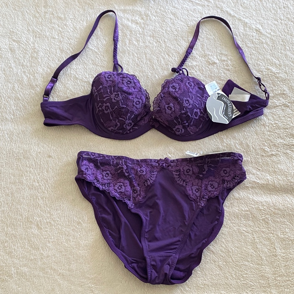Elegant Purple Lace Bra and Panty Set